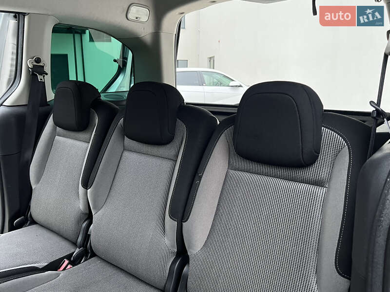 Мінівен Peugeot Partner 2011 в Луцьку