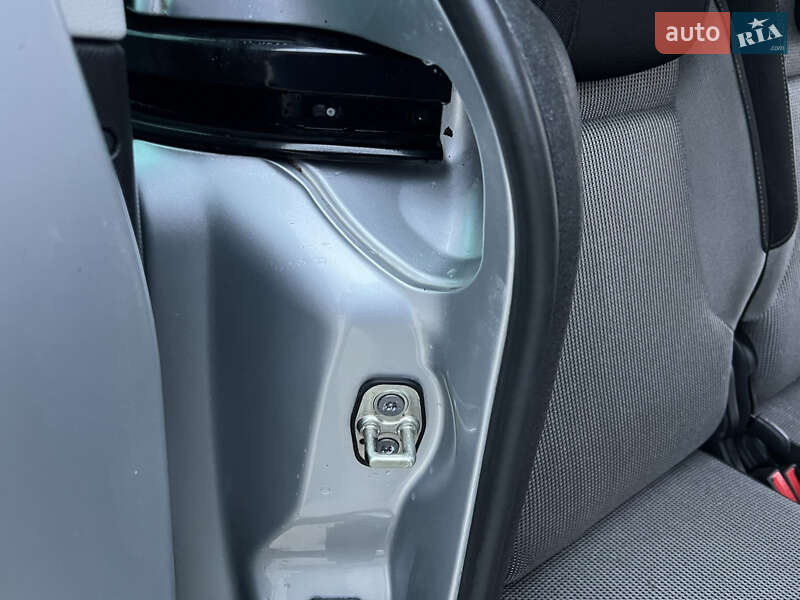 Мінівен Peugeot Partner 2011 в Луцьку