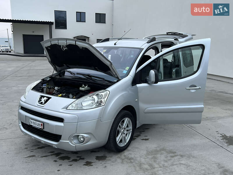 Мінівен Peugeot Partner 2011 в Луцьку