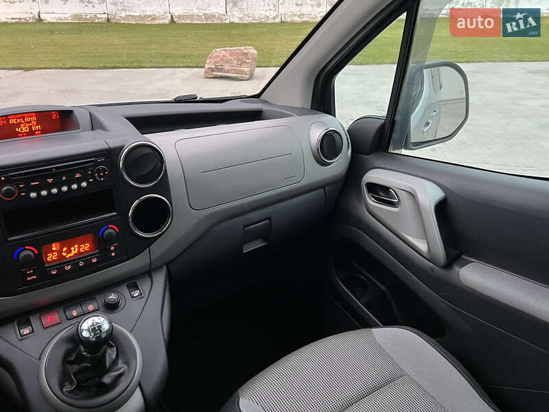 Мінівен Peugeot Partner 2011 в Луцьку