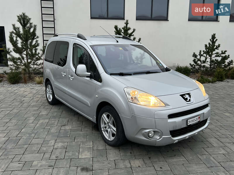 Мінівен Peugeot Partner 2011 в Луцьку