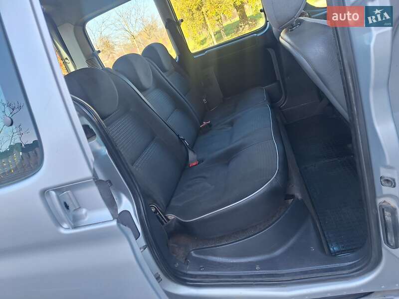 Мінівен Peugeot Partner 2007 в Чернівцях фото 16 Мінівен Peugeot Partner 2007 в Чернівцях