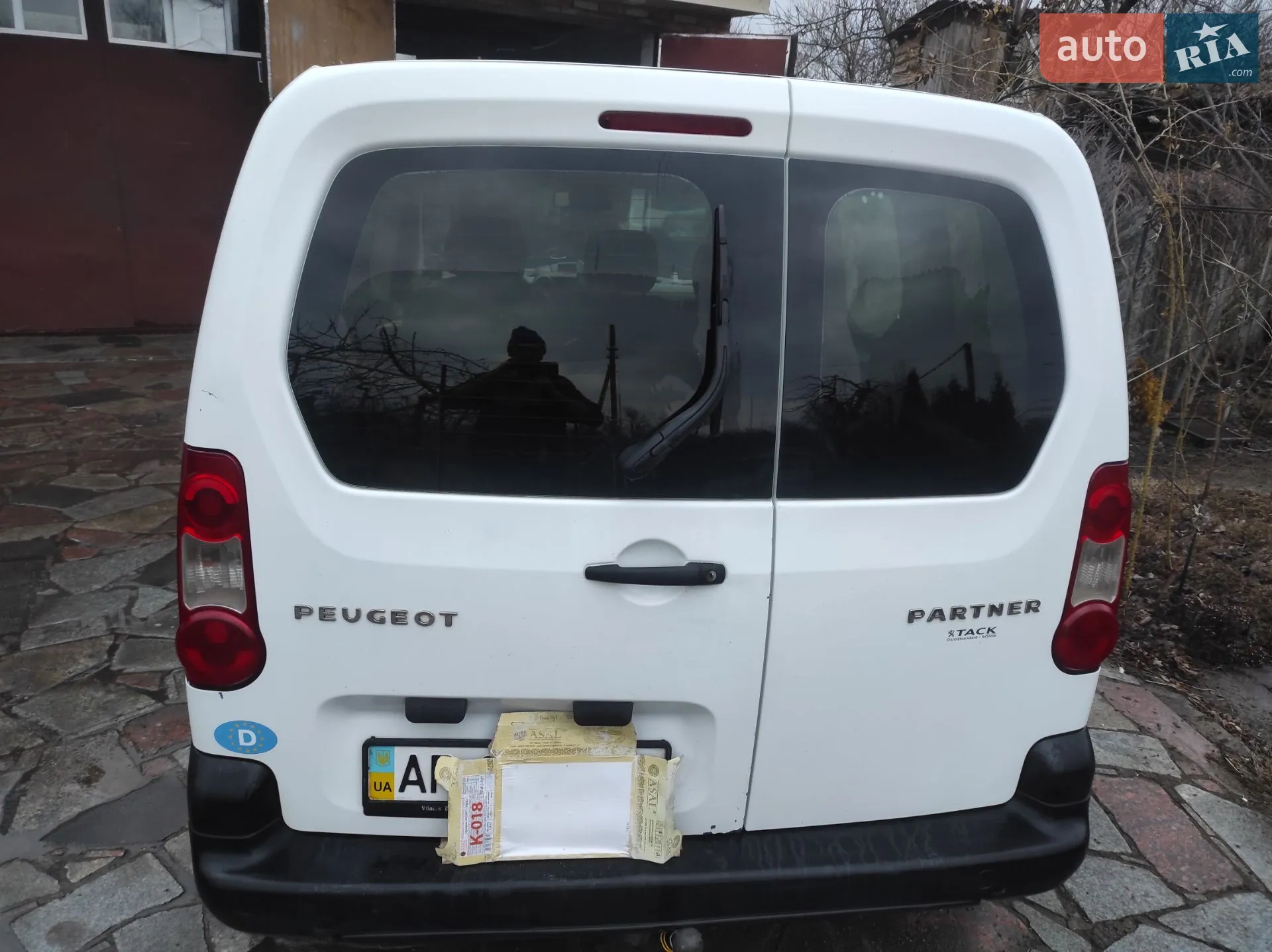 2011 Peugeot Partner - мініатюра 16