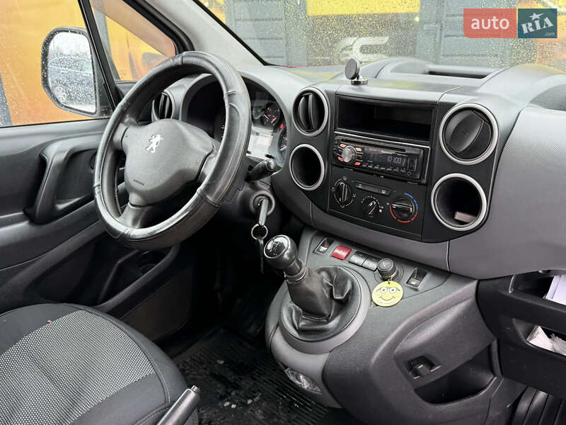 Минивэн Peugeot Partner 2011 в Стрые
