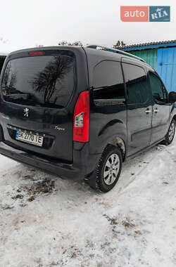 Мінівен Peugeot Partner 2012 в Кореці
