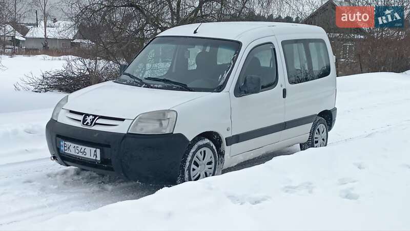 Минивэн Peugeot Partner 2004 в Сарнах