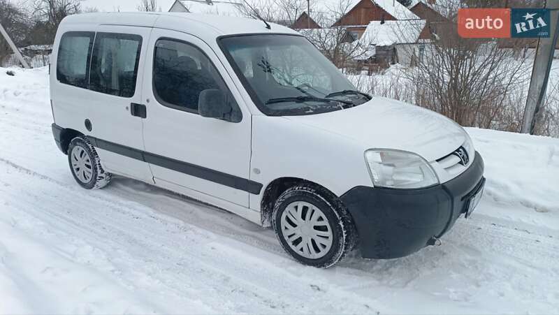Минивэн Peugeot Partner 2004 в Сарнах