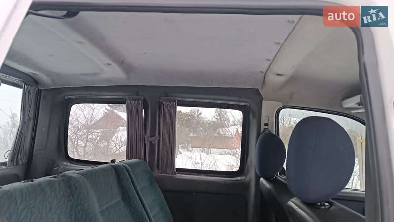 Минивэн Peugeot Partner 2004 в Сарнах