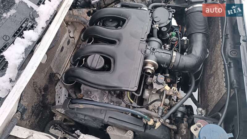 Минивэн Peugeot Partner 2004 в Сарнах