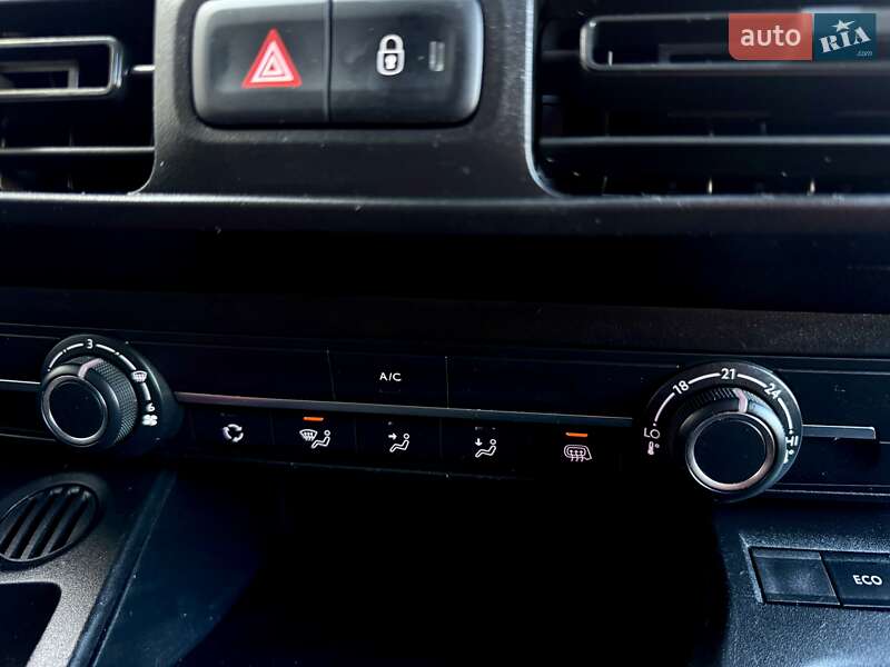 Вантажний фургон Peugeot Partner 2019 в Рівному