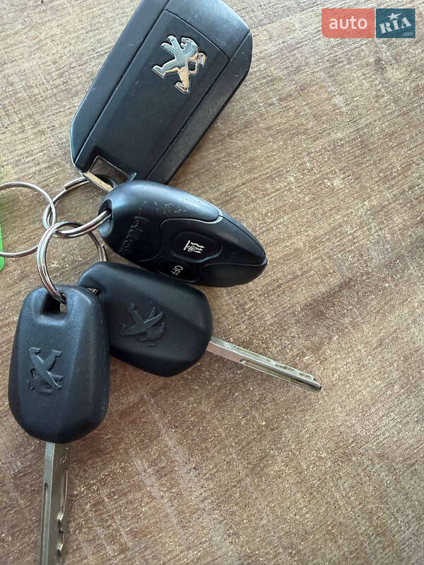 Грузовой фургон Peugeot Partner 2021 в Киеве фото 26 Грузовой фургон Peugeot Partner 2021 в Киеве