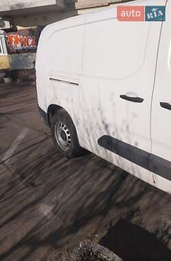 Вантажний фургон Peugeot Partner 2020 в Одесі