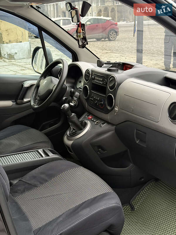 Минивэн Peugeot Partner 2009 в Каменец-Подольском