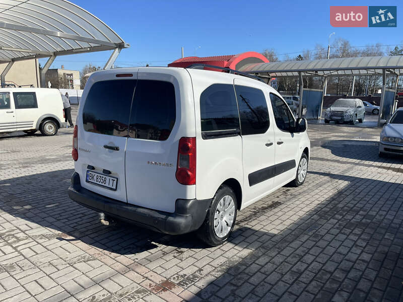 Мінівен Peugeot Partner 2010 в Рівному