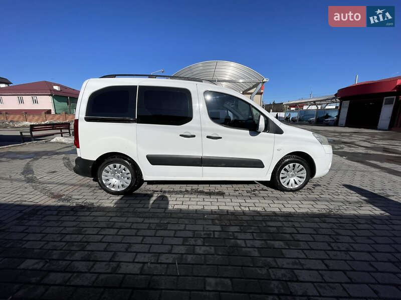 Мінівен Peugeot Partner 2010 в Рівному