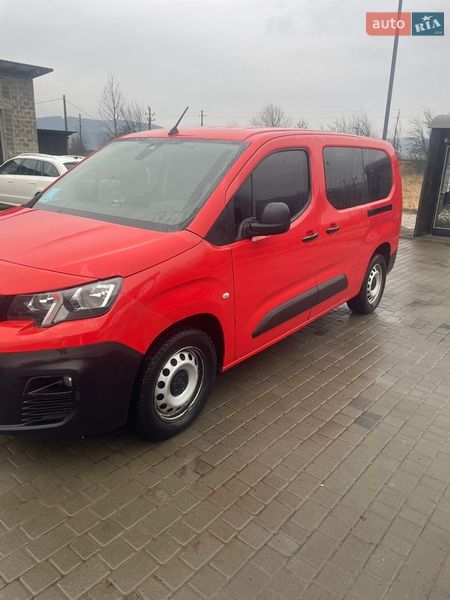Мінівен Peugeot Partner 2019 в Ужгороді