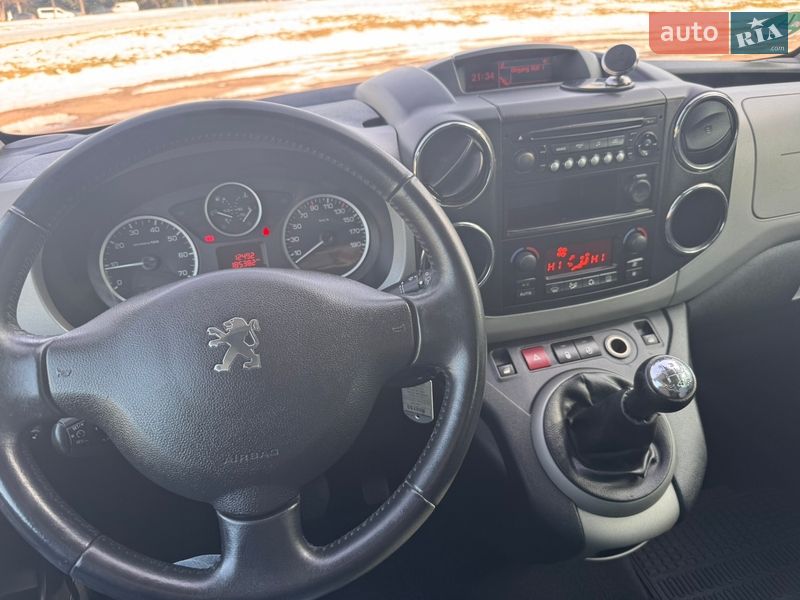 Минивэн Peugeot Partner 2011 в Ровно