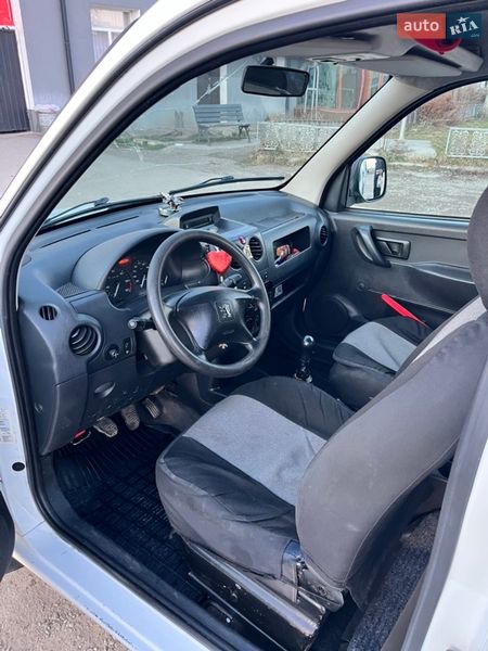 Минивэн Peugeot Partner 2003 в Черновцах