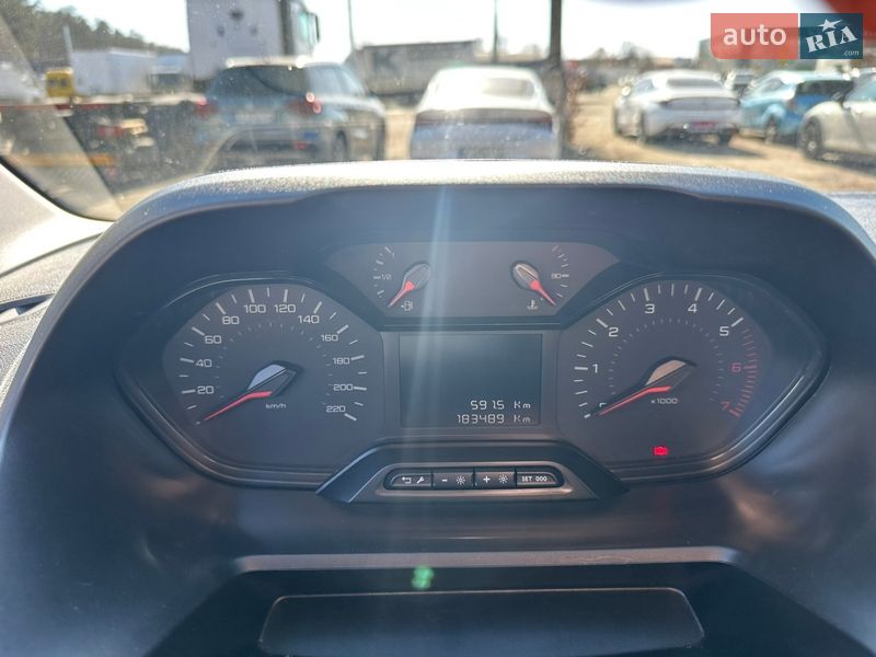 Грузовой фургон Peugeot Partner 2022 в Киеве