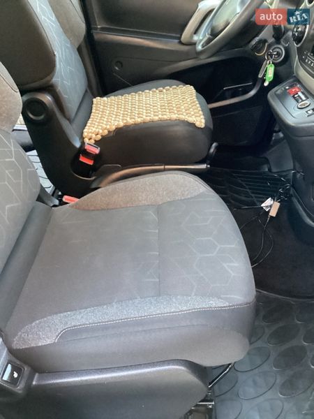 Мінівен Peugeot Partner 2018 в Рівному