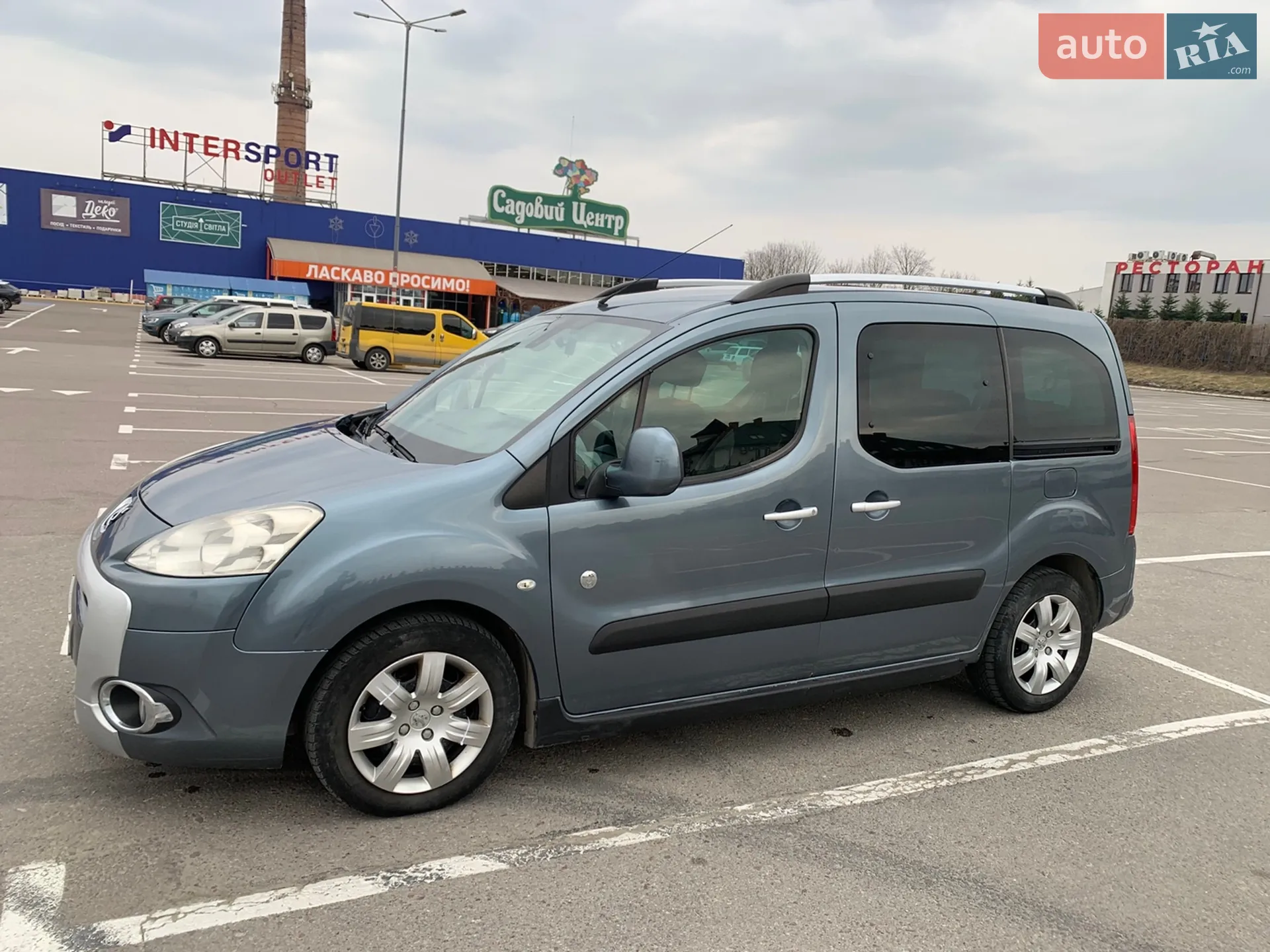 2011 Peugeot Partner - мініатюра 3