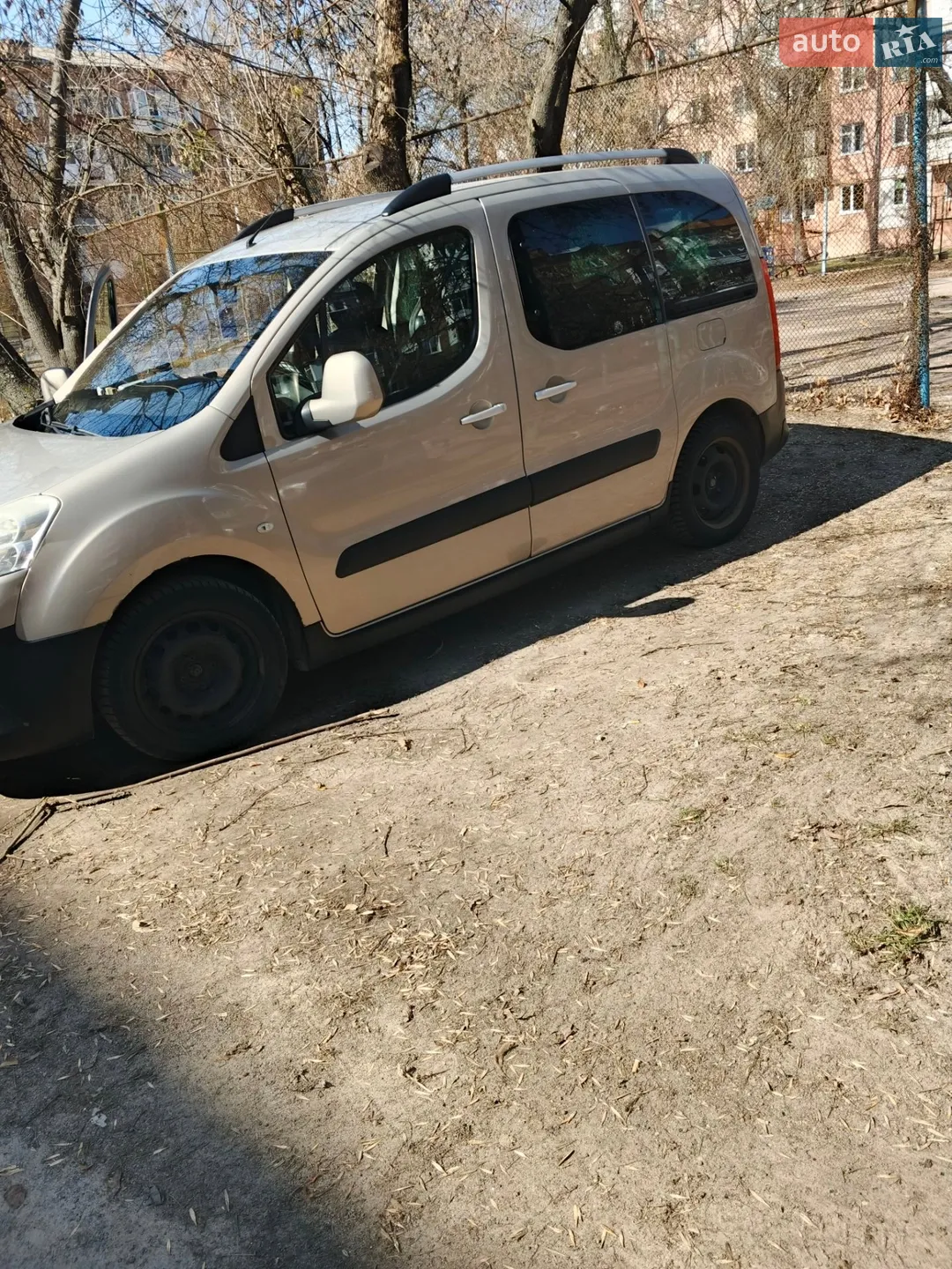 2012 Peugeot Partner - мініатюра 3
