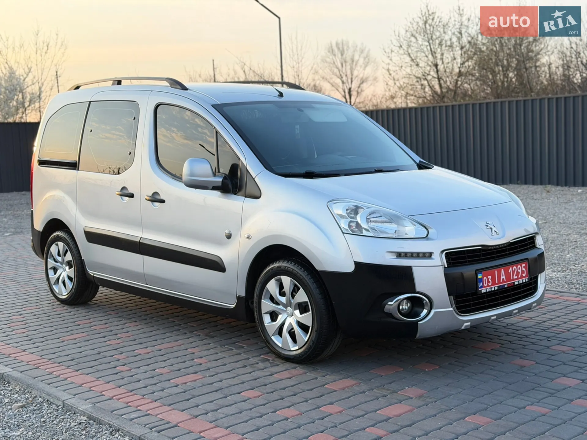 2015 Peugeot Partner - мініатюра 13