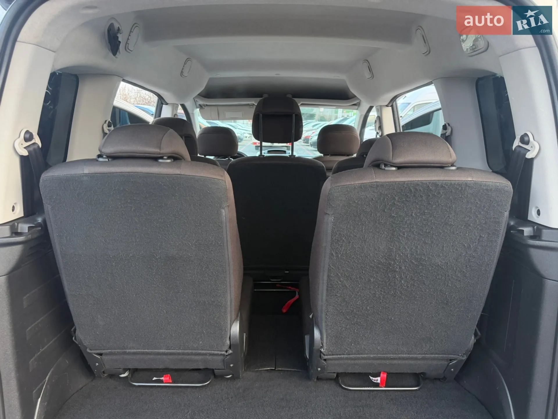 2015 Peugeot Partner - мініатюра 29
