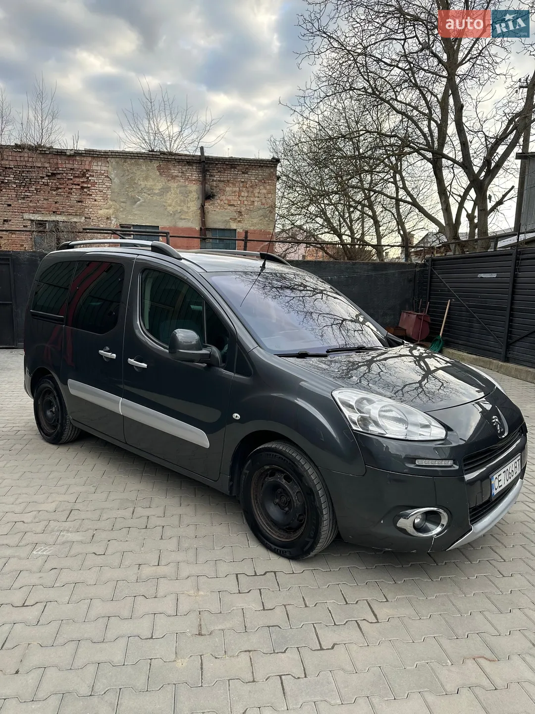 2014 Peugeot Partner - мініатюра 18