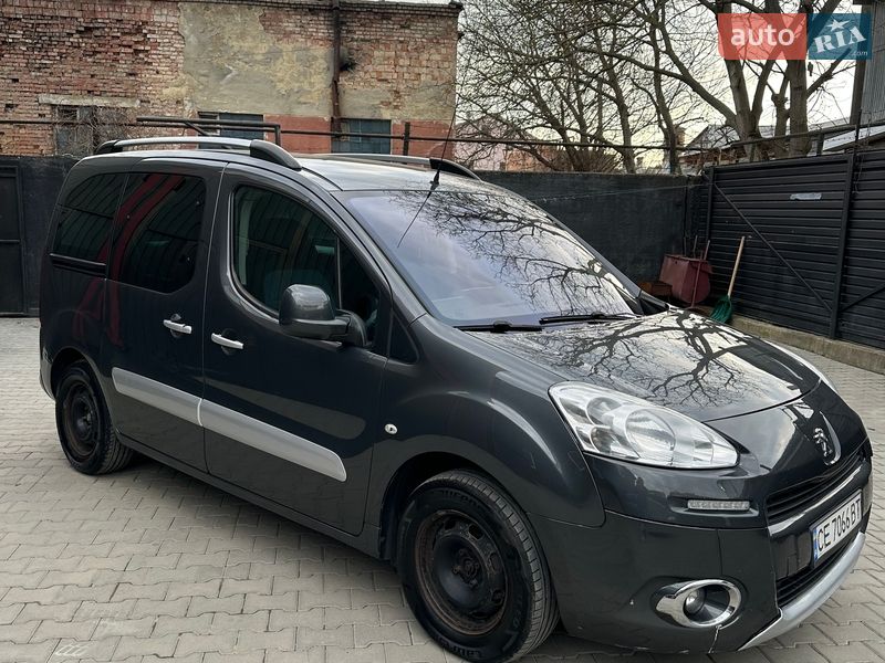 Мінівен Peugeot Partner 2014 в Кельменцях