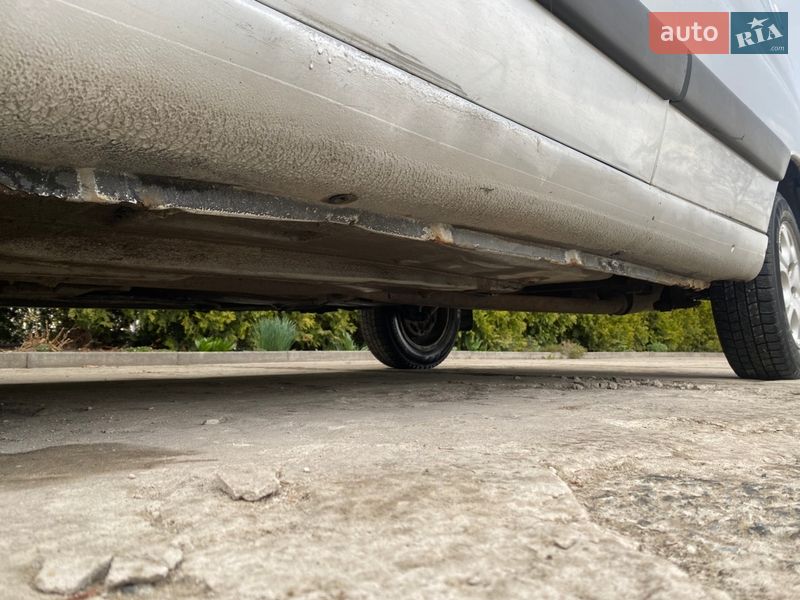 Мінівен Peugeot Partner 2005 в Звягелі