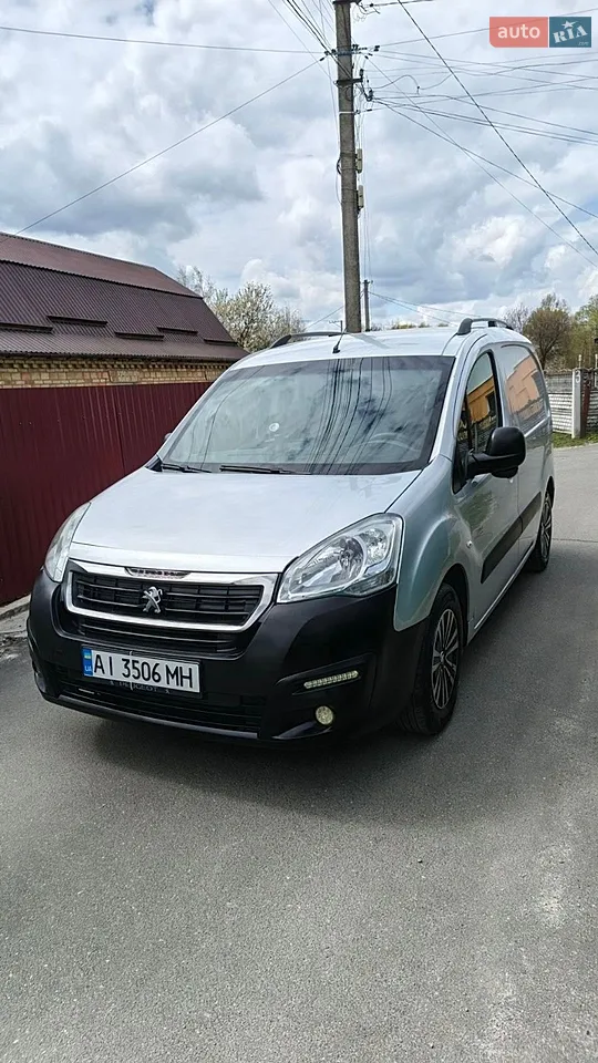 2017 Peugeot Partner - мініатюра 26