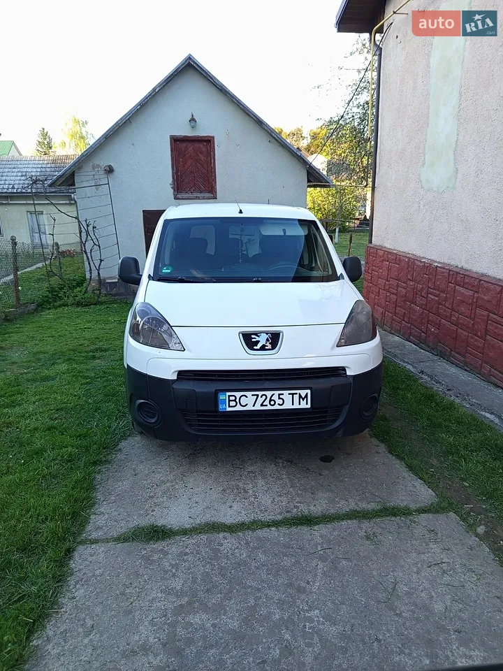 2010 Peugeot Partner - мініатюра 9