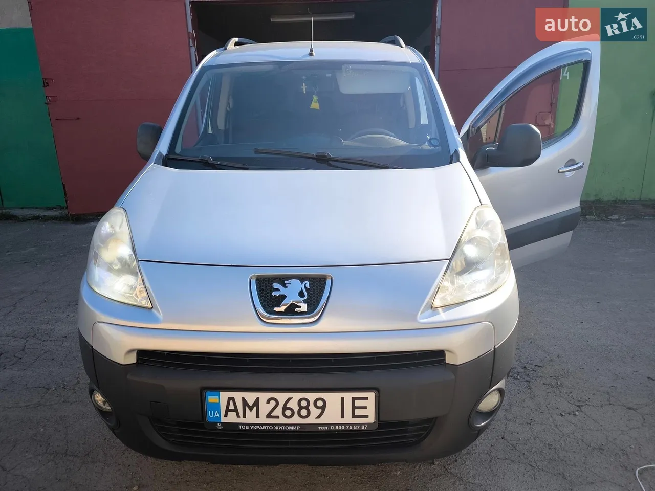 2010 Peugeot Partner - мініатюра 14