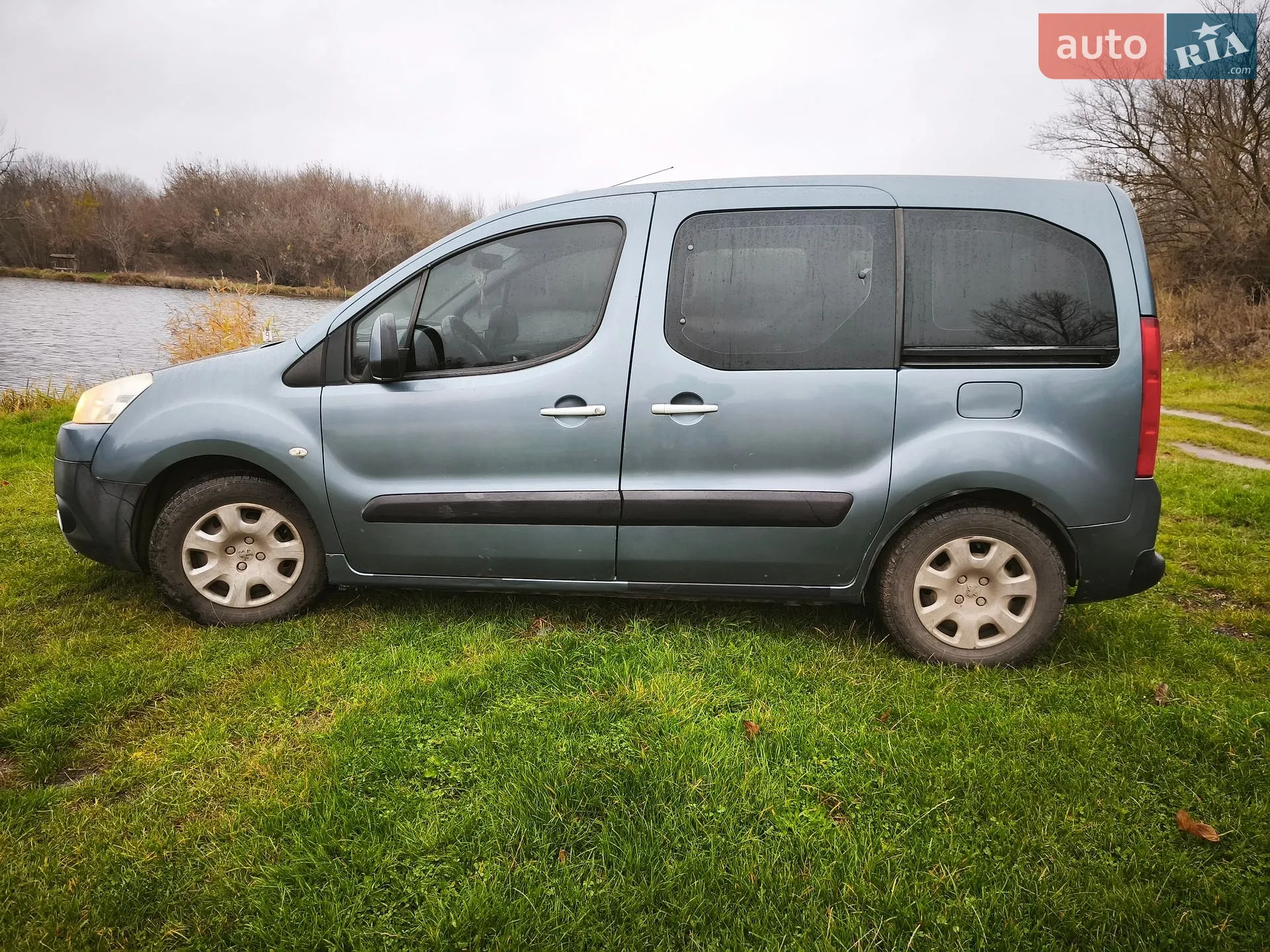 2011 Peugeot Partner - мініатюра 3