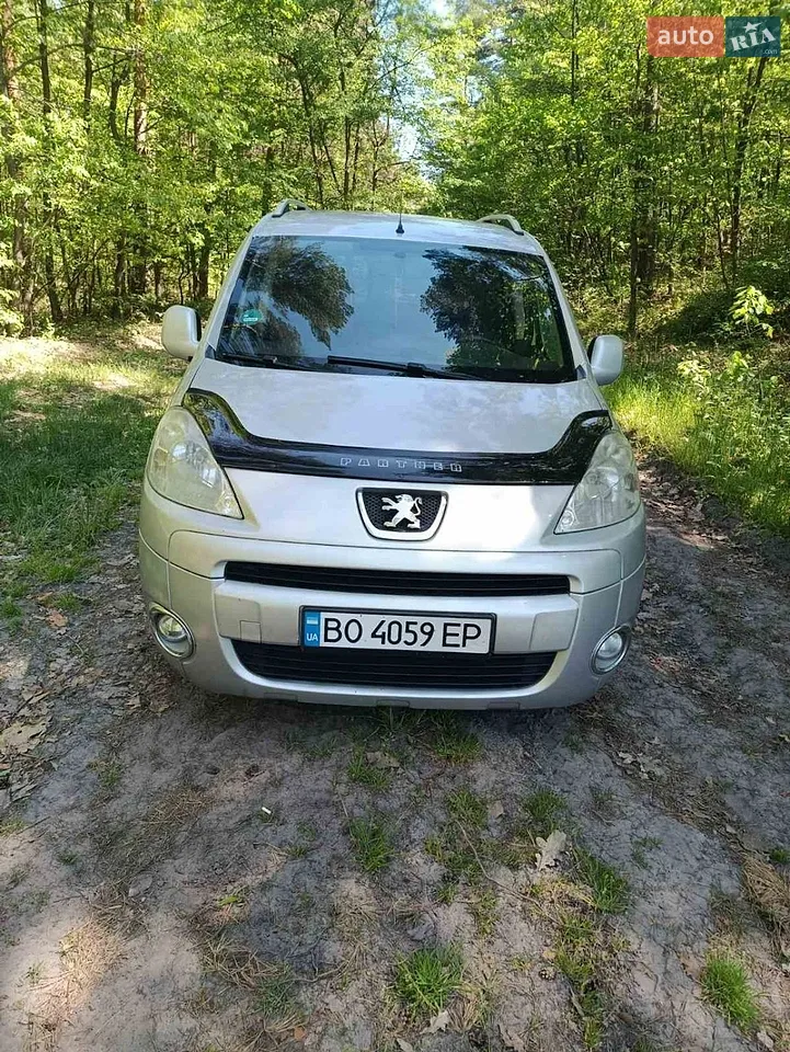 2010 Peugeot Partner - мініатюра 15