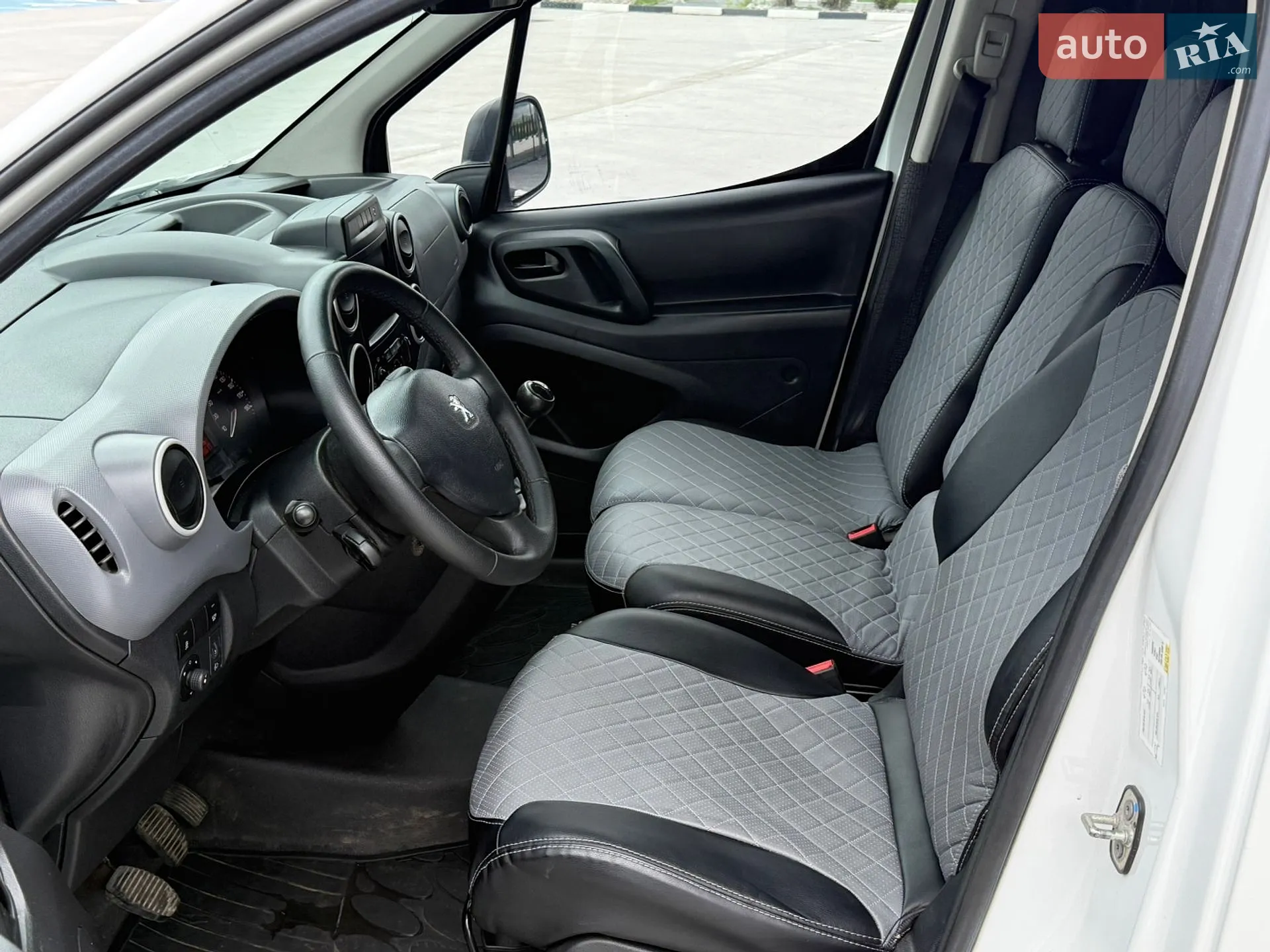 2016 Peugeot Partner - мініатюра 20