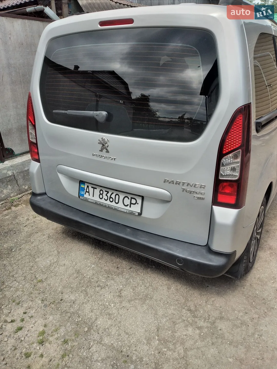 2013 Peugeot Partner - мініатюра 25