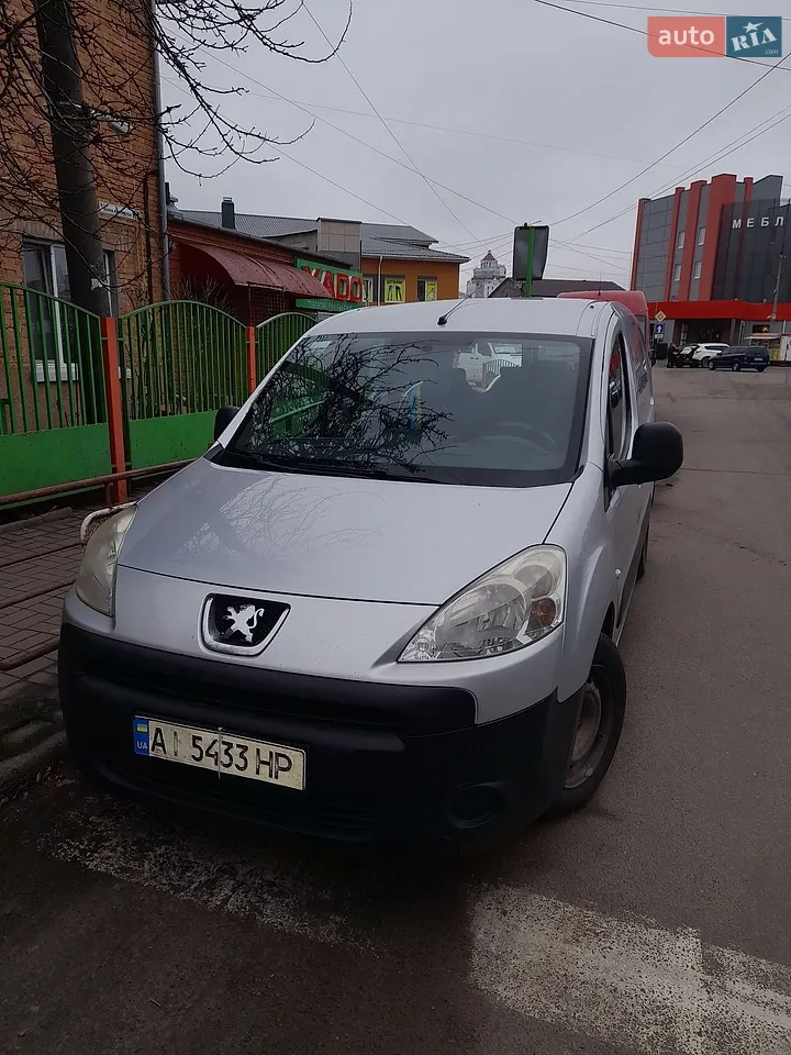 2013 Peugeot Partner - мініатюра 28