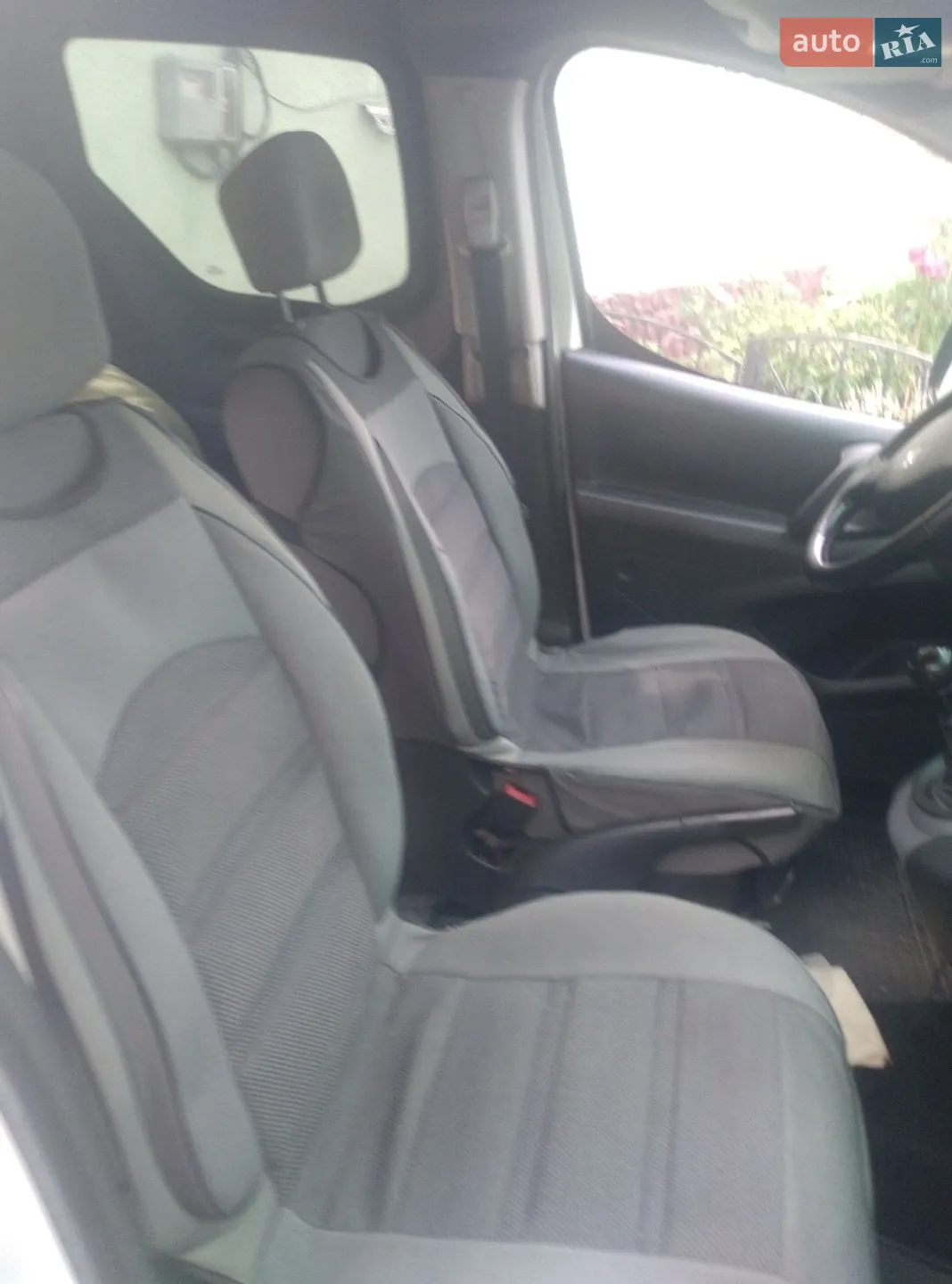 2013 Peugeot Partner - мініатюра 5