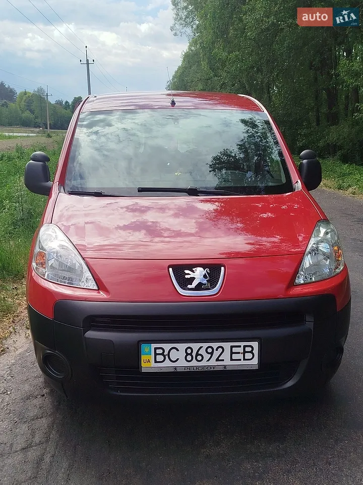 2010 Peugeot Partner - мініатюра 12
