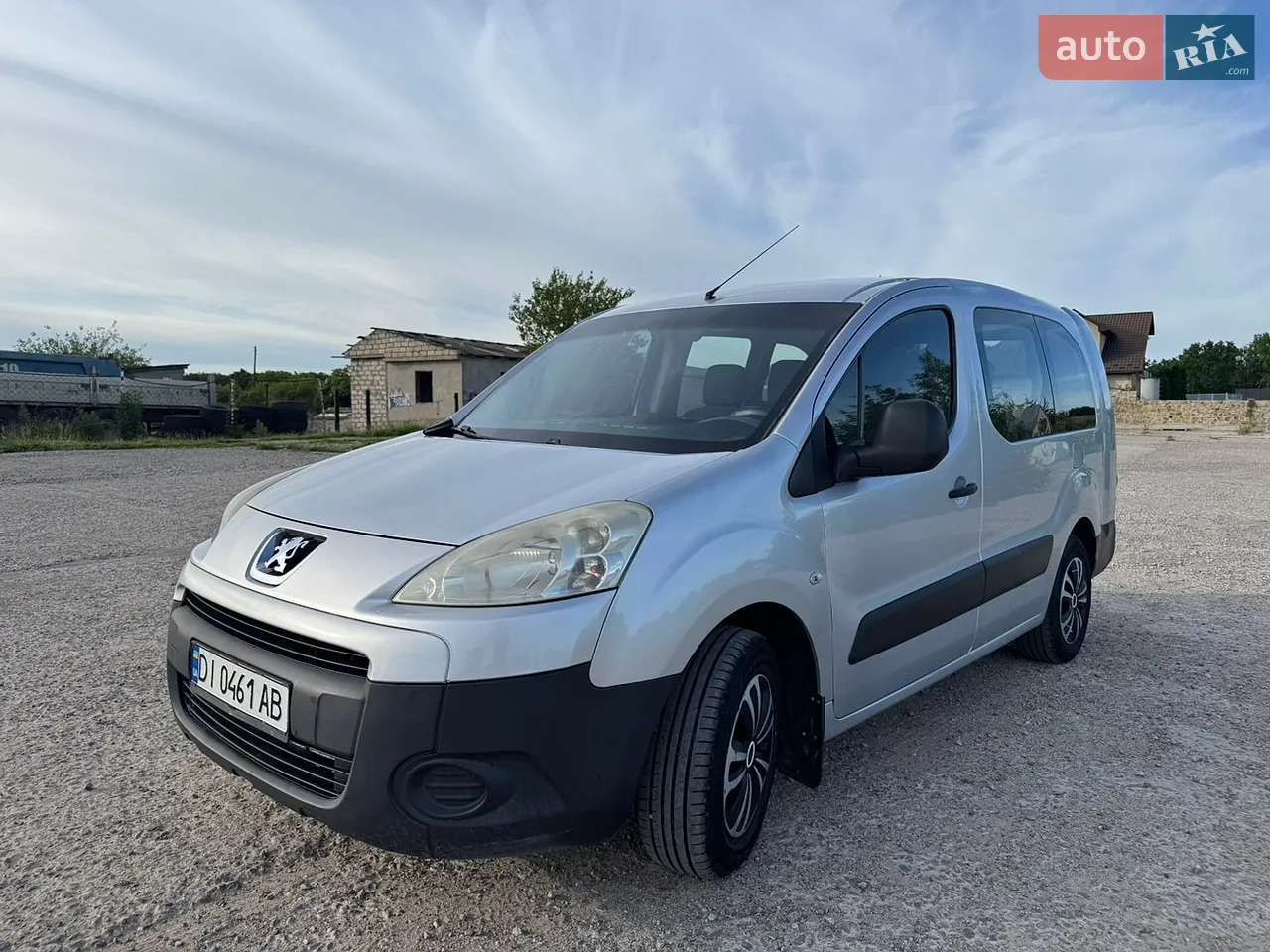 2010 Peugeot Partner - мініатюра 15