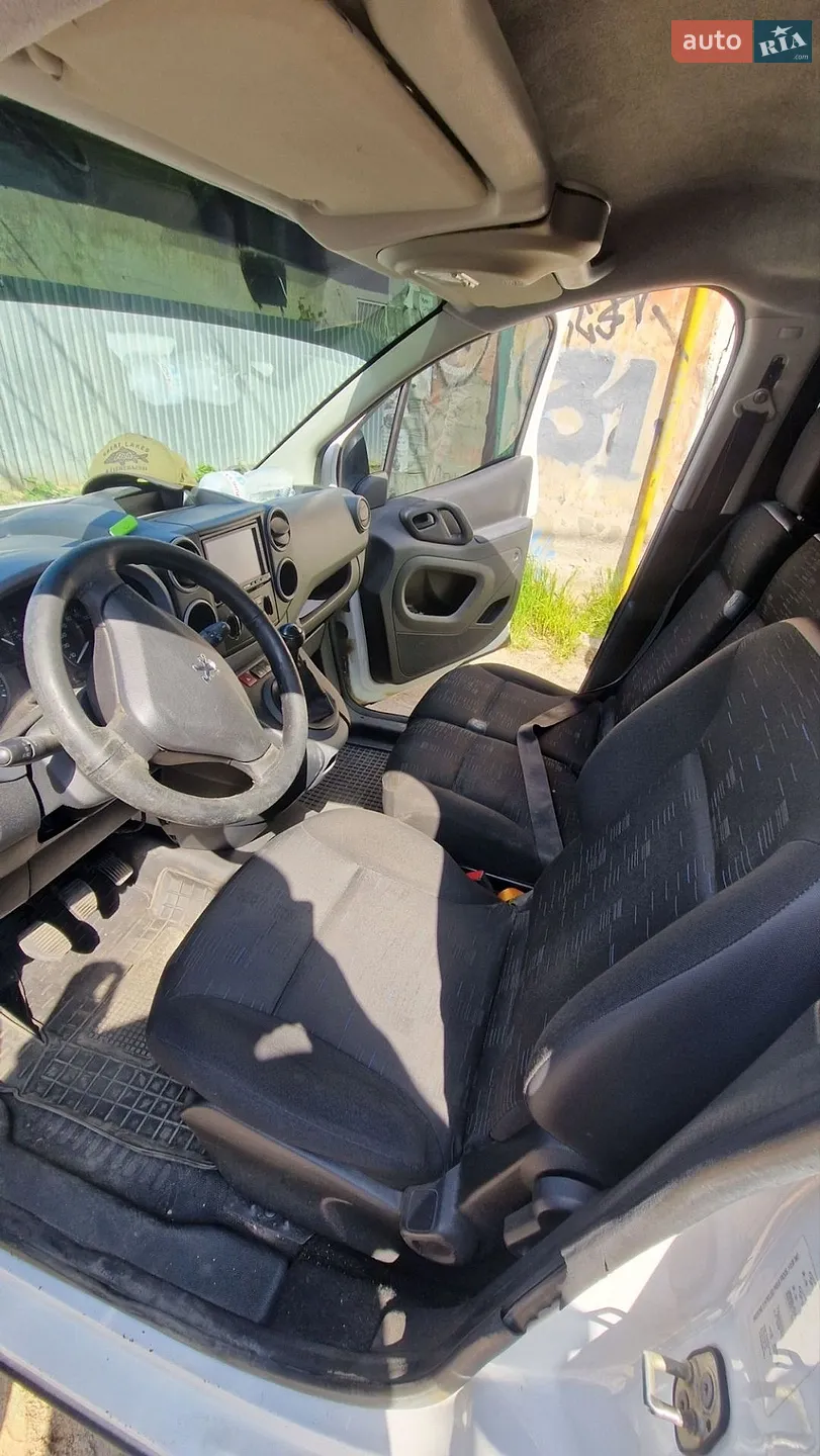 2010 Peugeot Partner - мініатюра 7