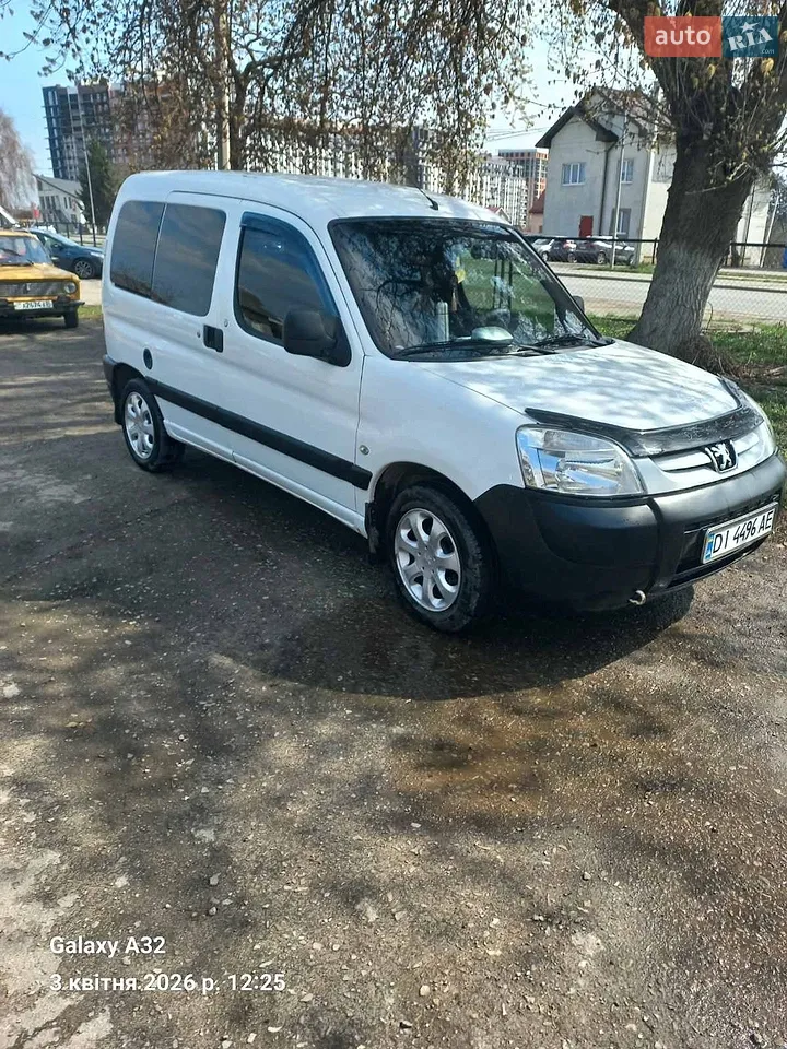 2010 Peugeot Partner - мініатюра 7
