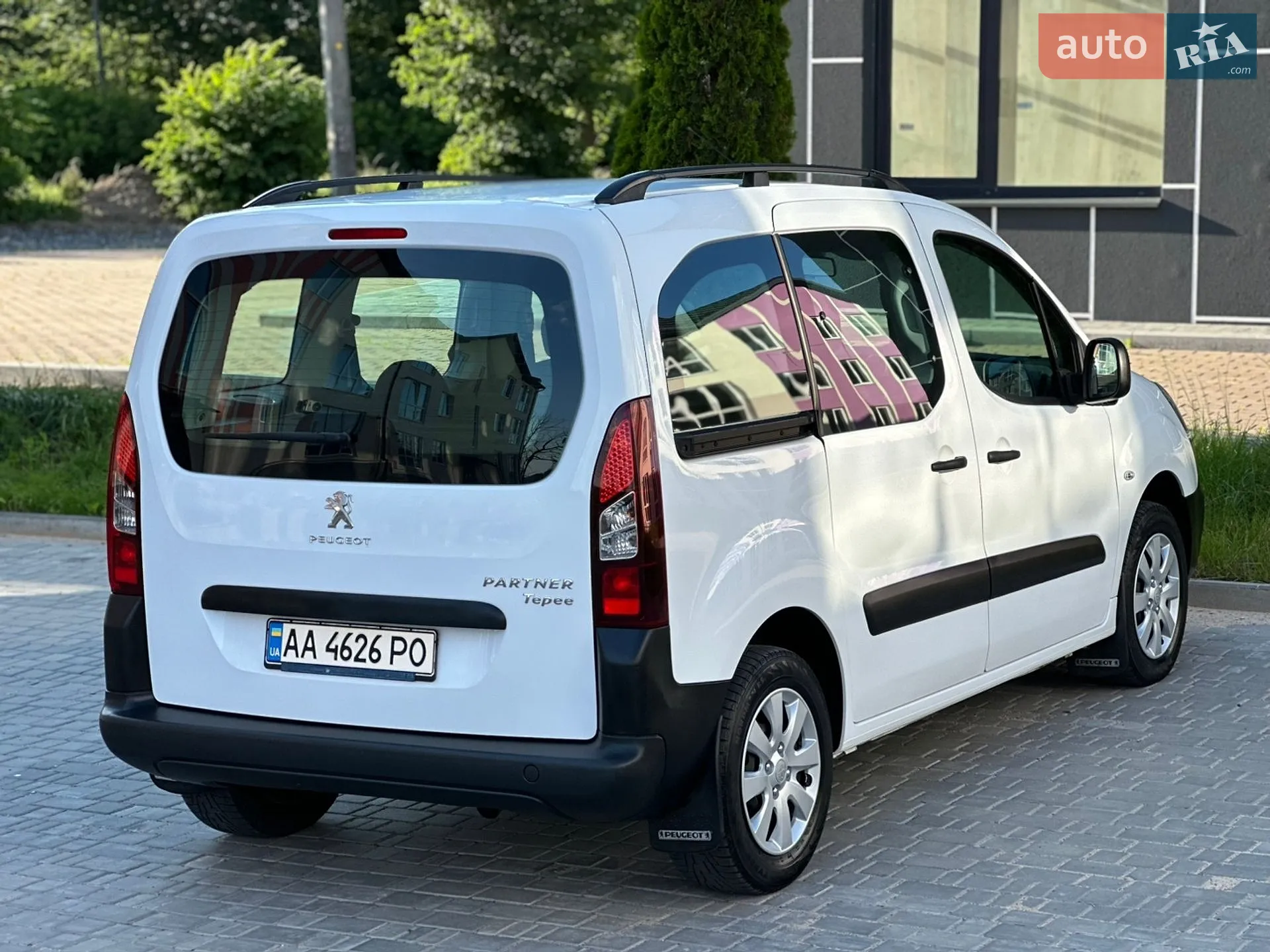 2017 Peugeot Partner - мініатюра 104