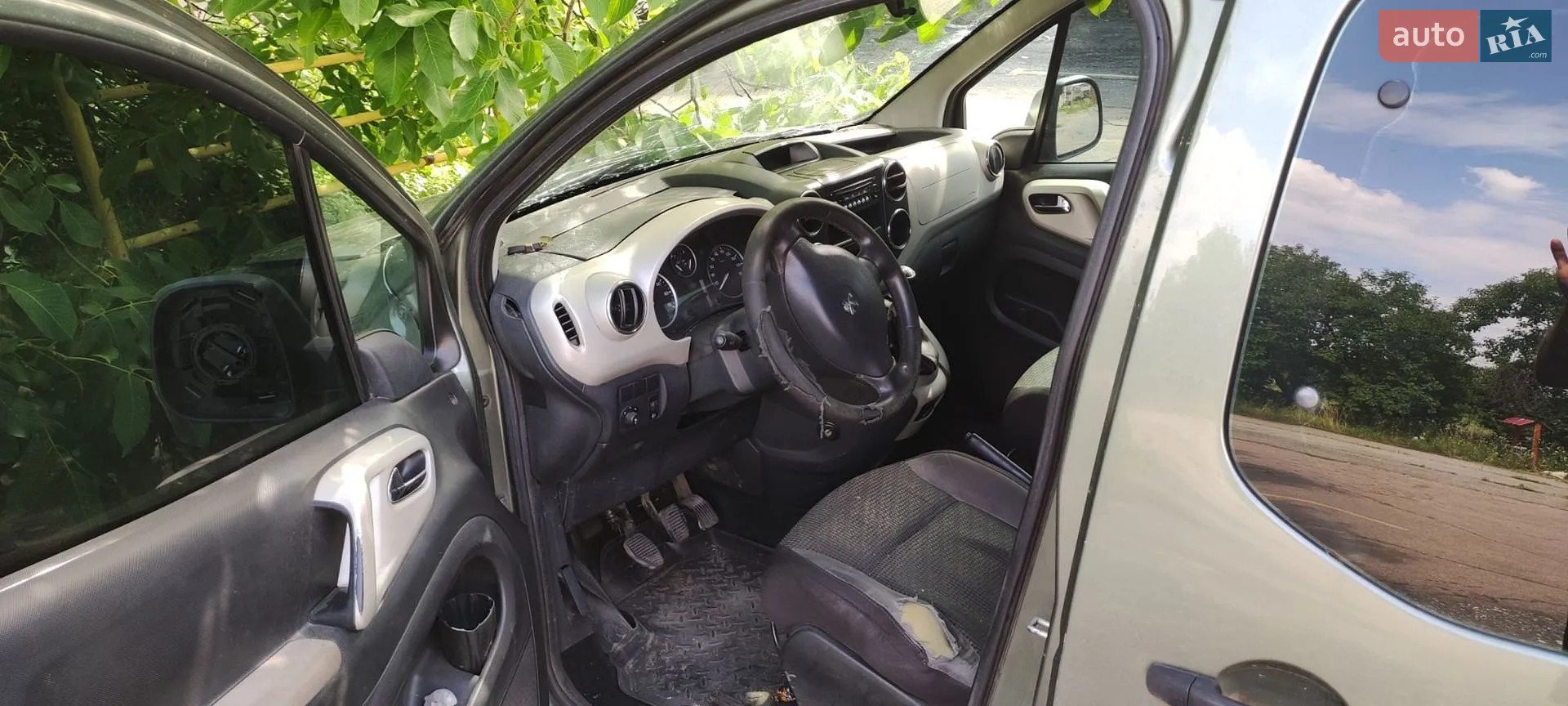 2013 Peugeot Partner - мініатюра 12