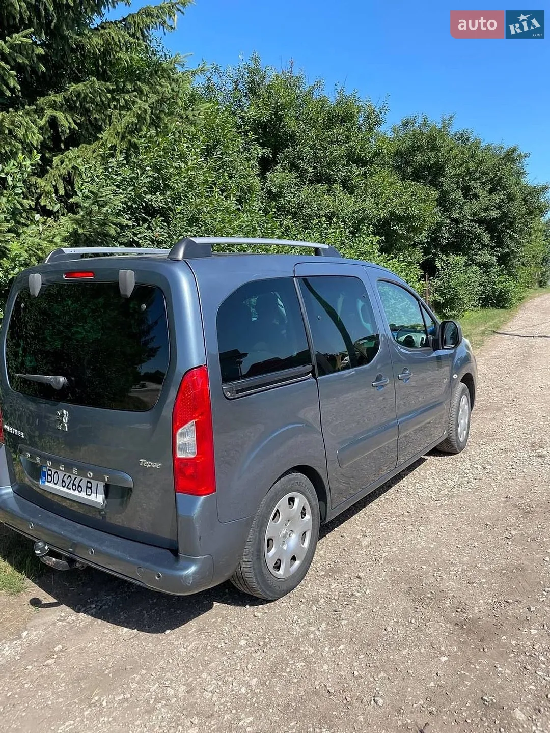 2011 Peugeot Partner - мініатюра 30