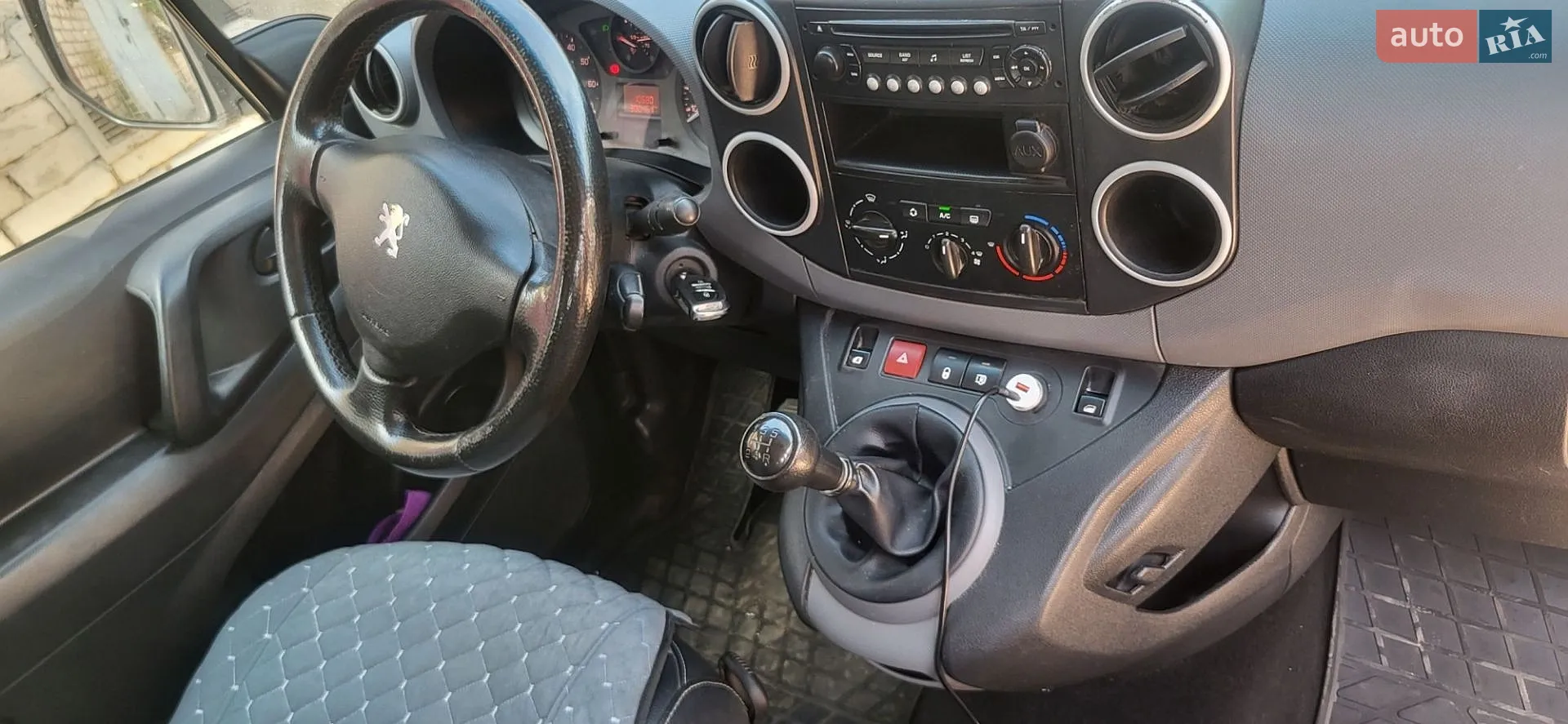 2011 Peugeot Partner - мініатюра 9