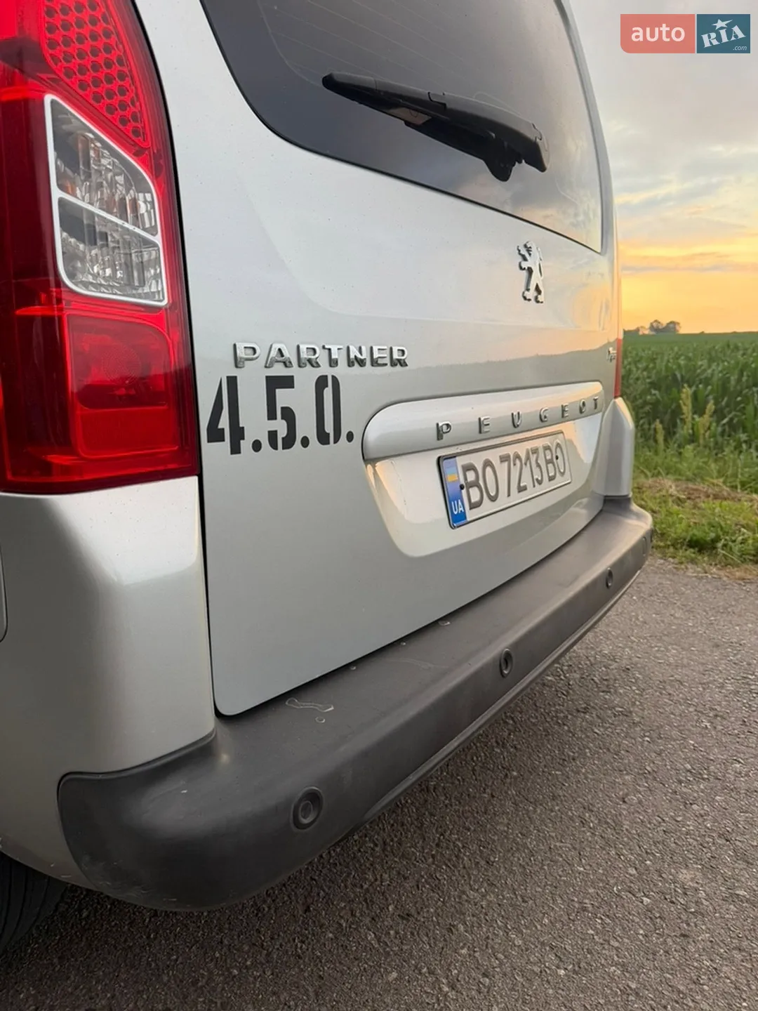 2011 Peugeot Partner - мініатюра 8