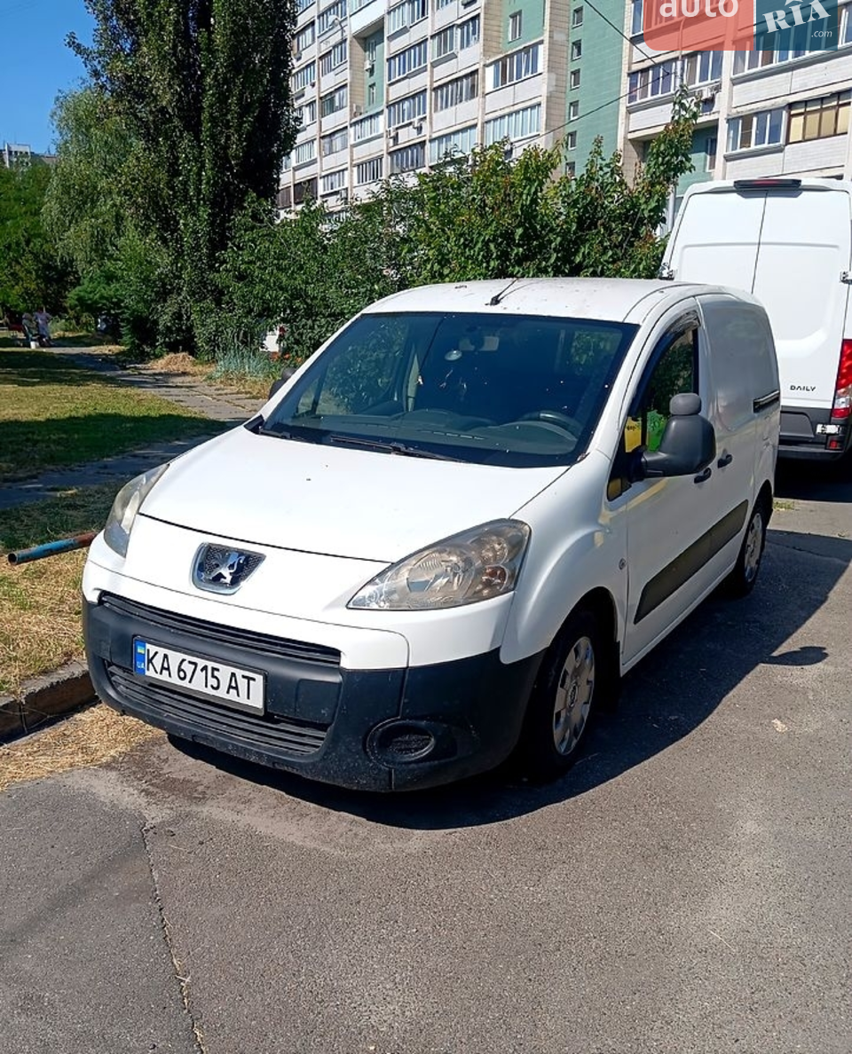 2012 Peugeot Partner - мініатюра 15